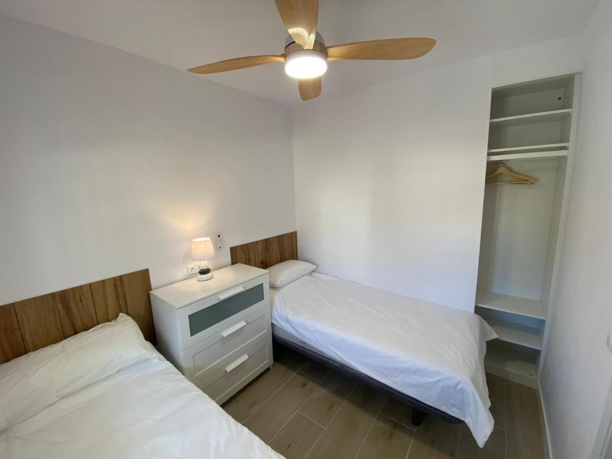 Beachfront, Top Floor Corner 2-Bed, Estepona Paseo Apartment Ngoại thất bức ảnh