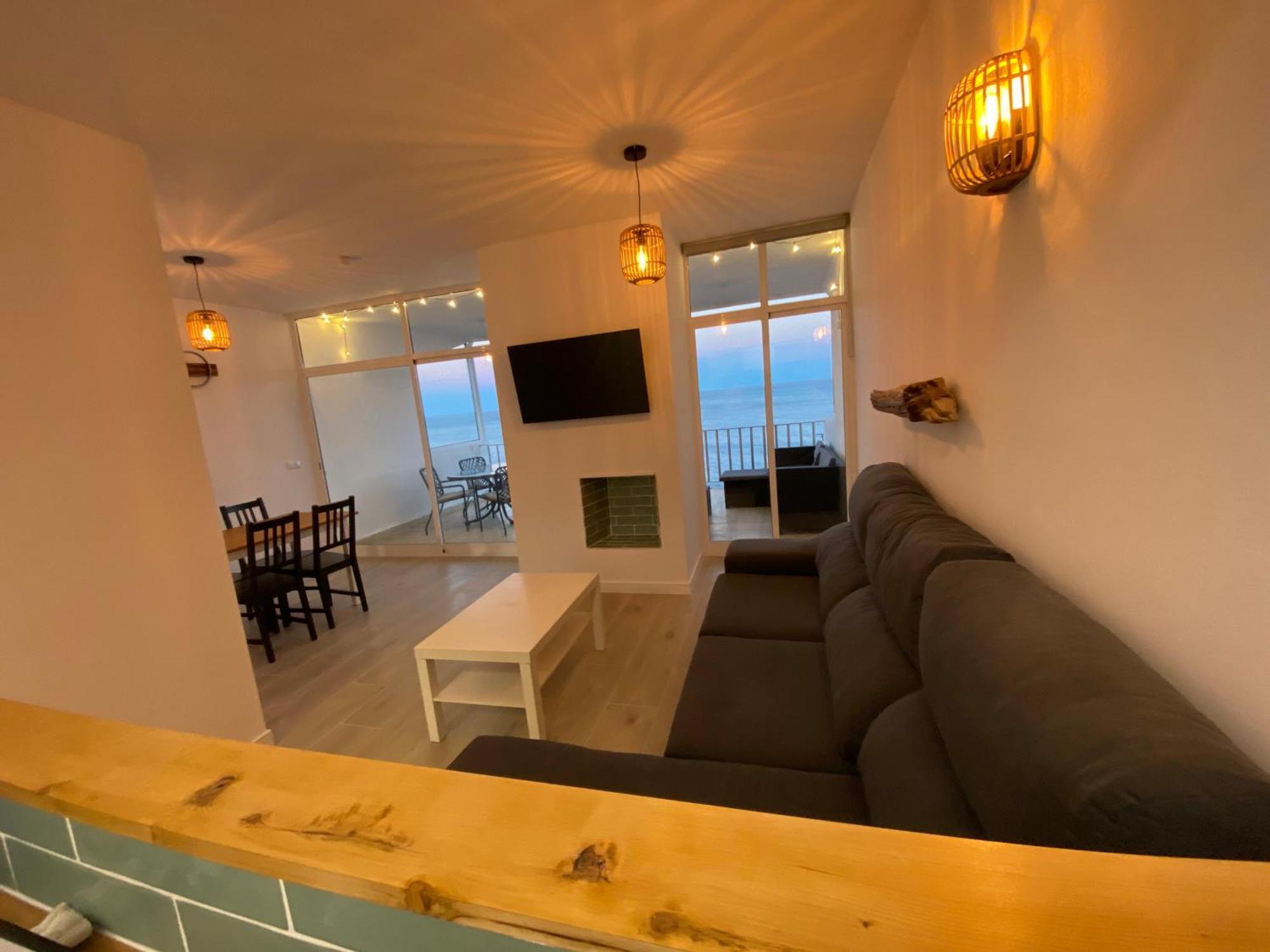 Beachfront, Top Floor Corner 2-Bed, Estepona Paseo Apartment Ngoại thất bức ảnh
