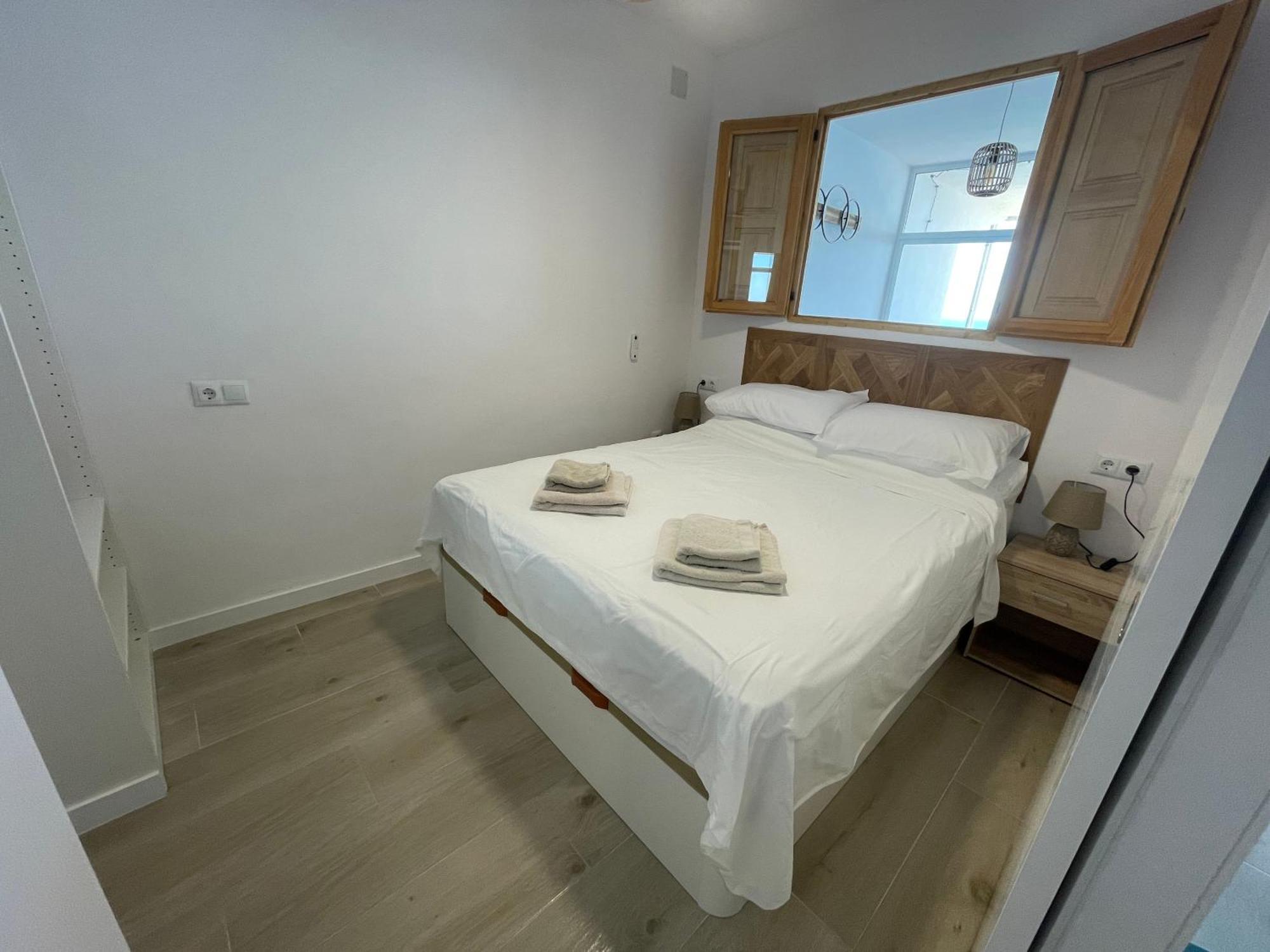 Beachfront, Top Floor Corner 2-Bed, Estepona Paseo Apartment Ngoại thất bức ảnh